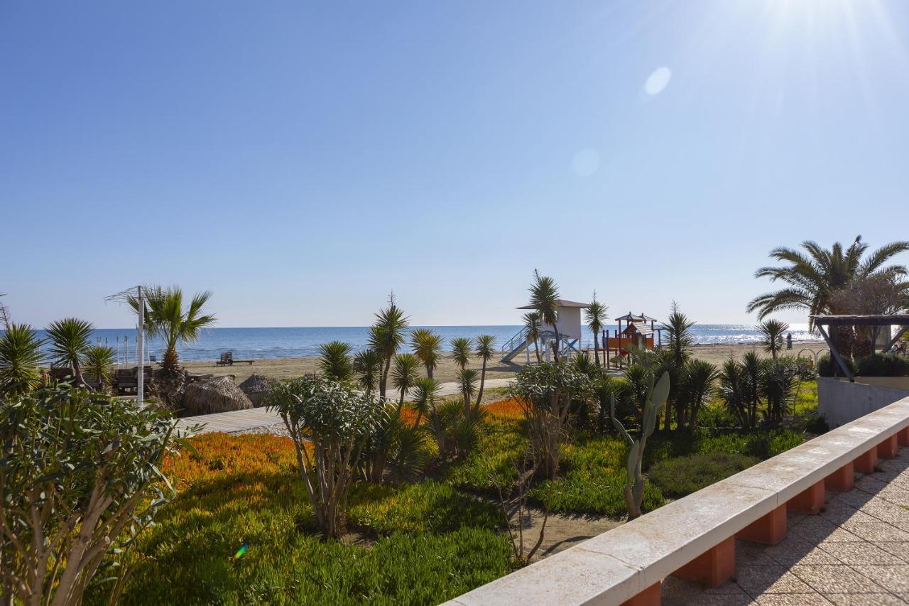 Apartment Mackenzie Castella Beachfront