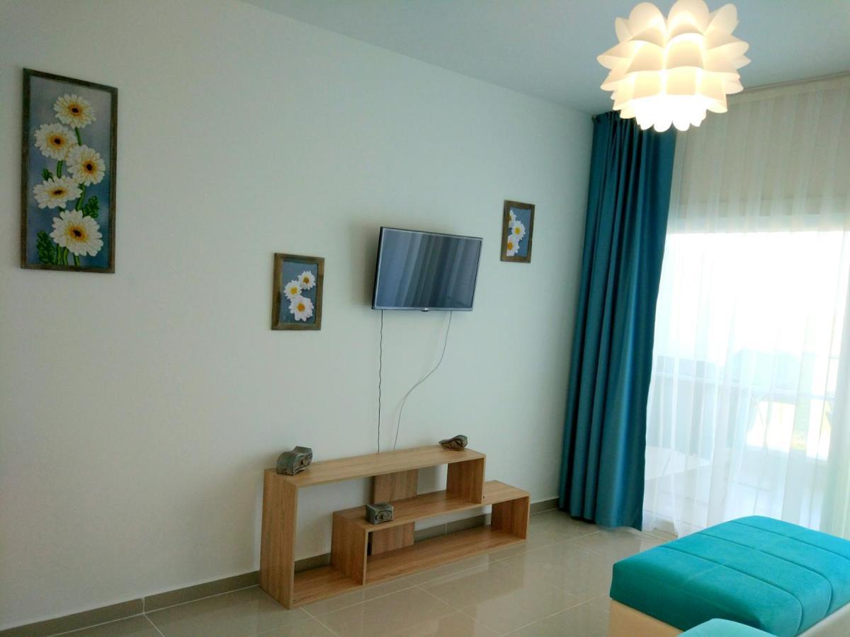 Apartment Blue In 5* Ceasar *