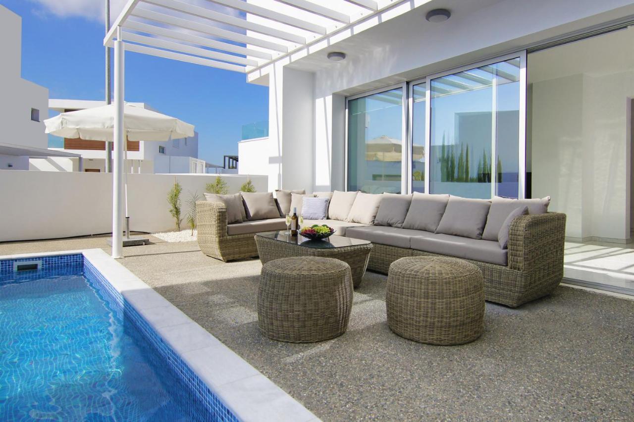 Paradisia Villa