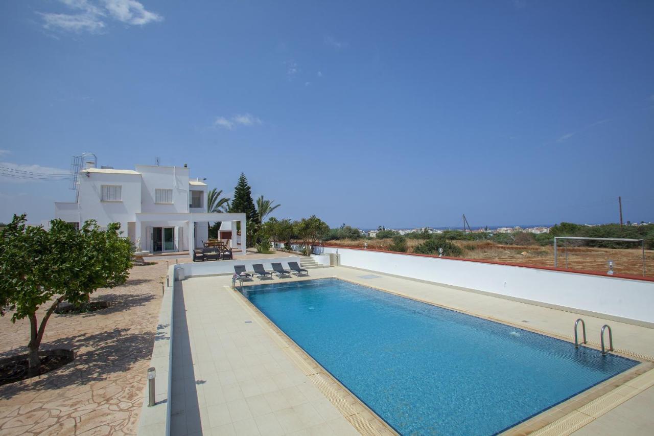 Views Pram1 Villa