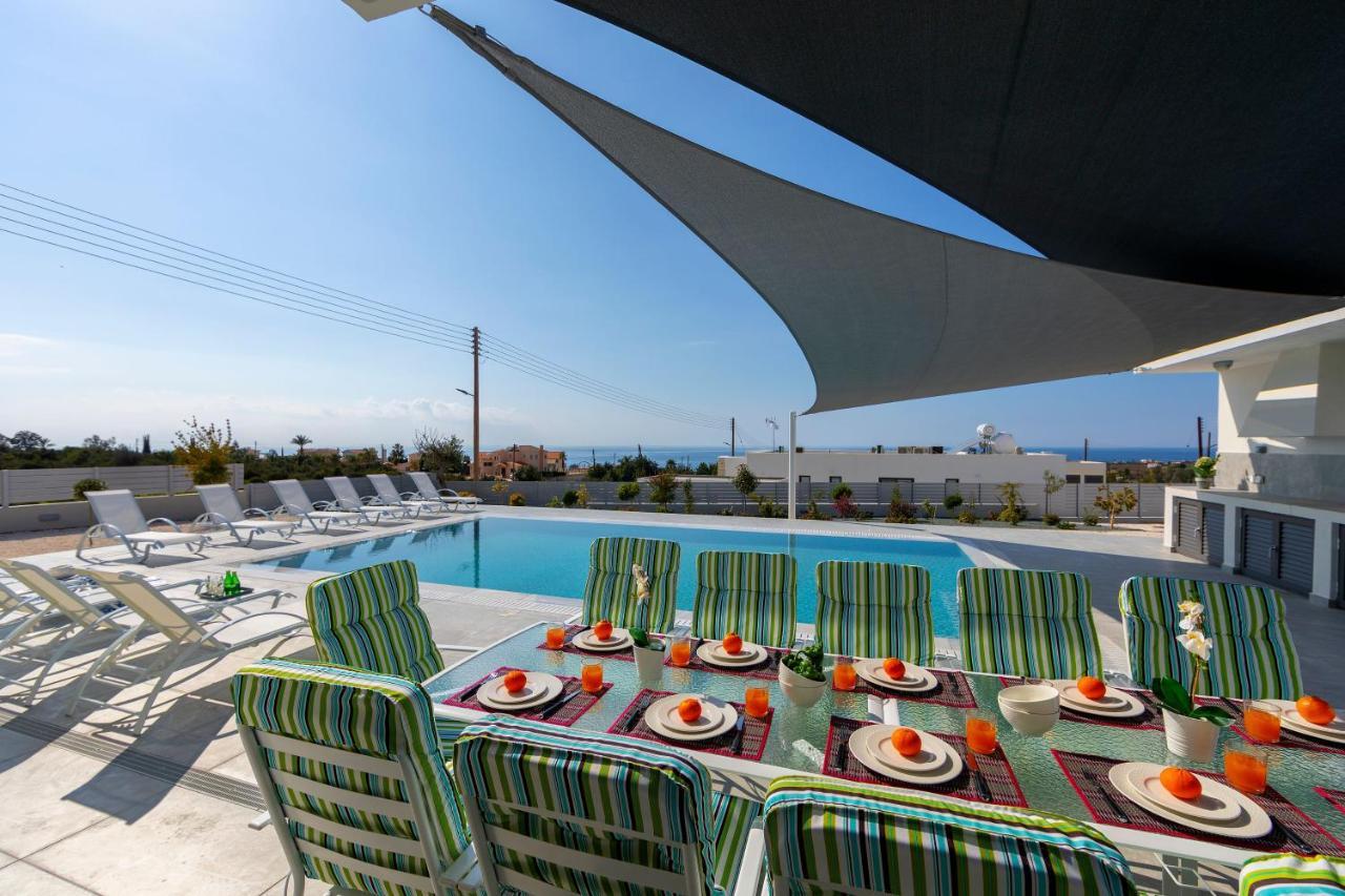 Andromeda, Sea Caves Villa