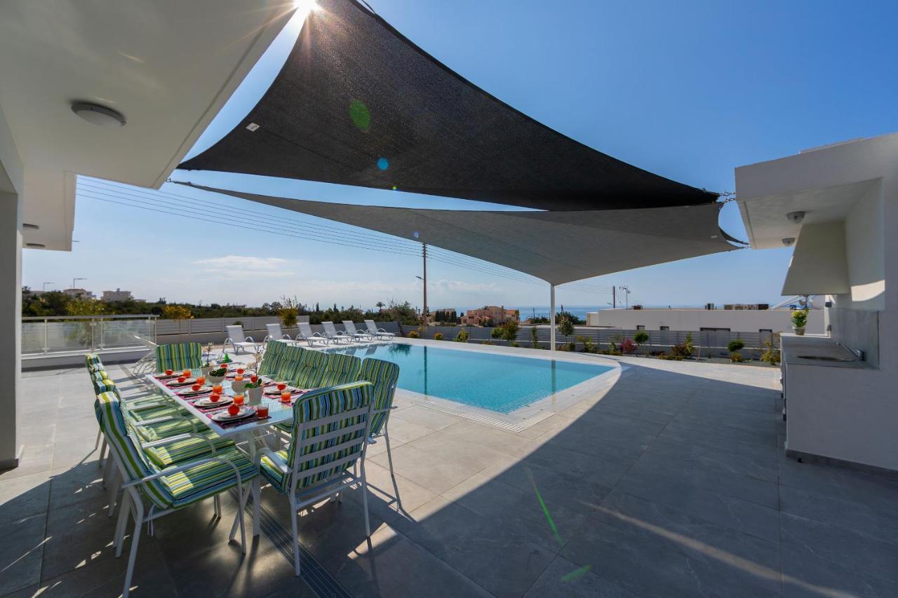 Andromeda, Sea Caves Villa