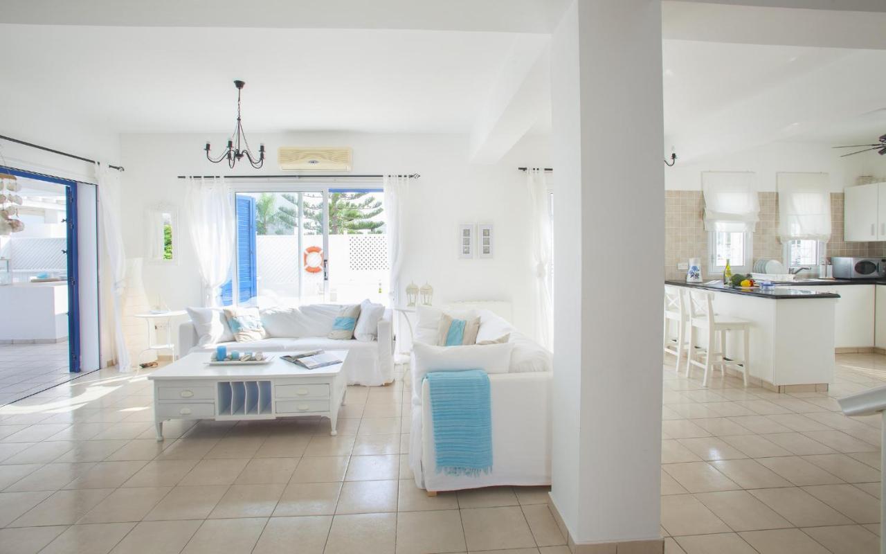 Mimoza Seafront * Protaras