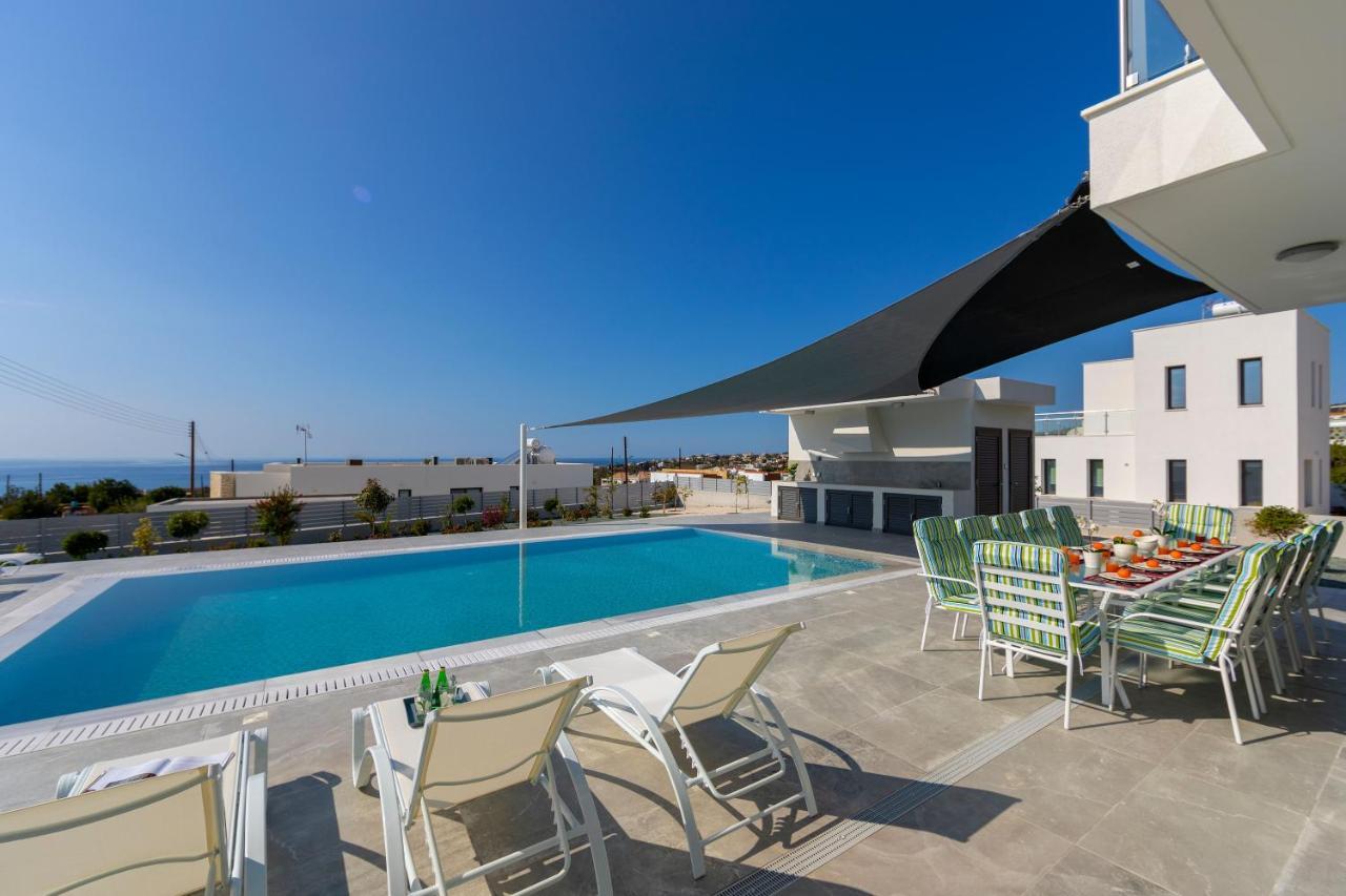 Villa Andromeda, Sea Caves Peyia