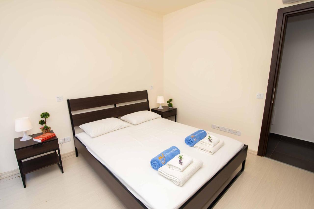 Apartment Trident 4