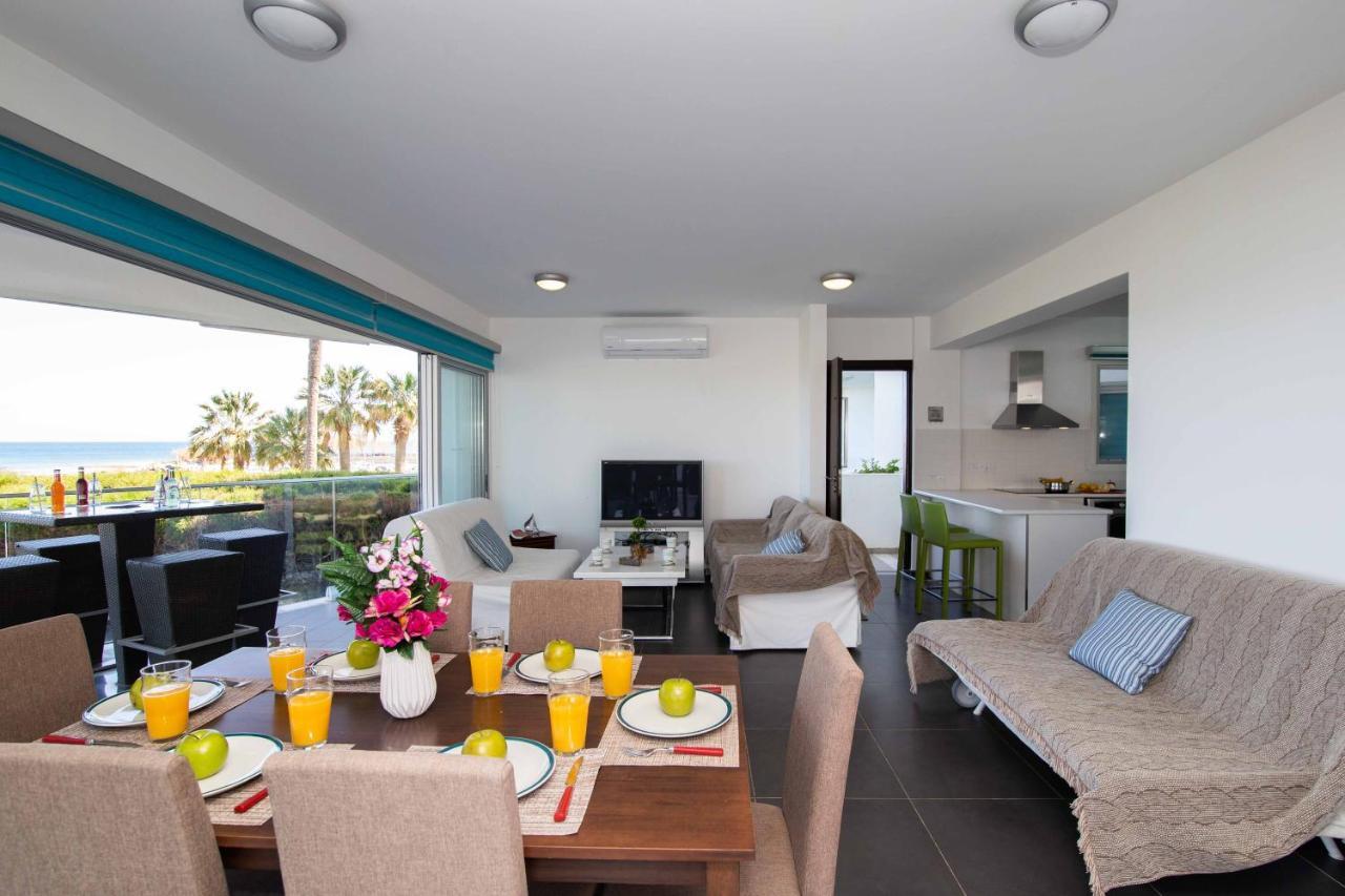 Trident 4 Apartment