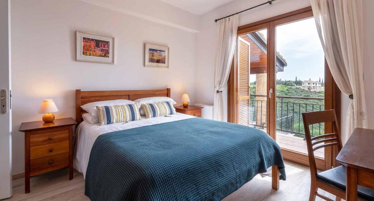 Villa 4 Bedroom Helidoni With Private Infinity Pool, Aphrodite Hills