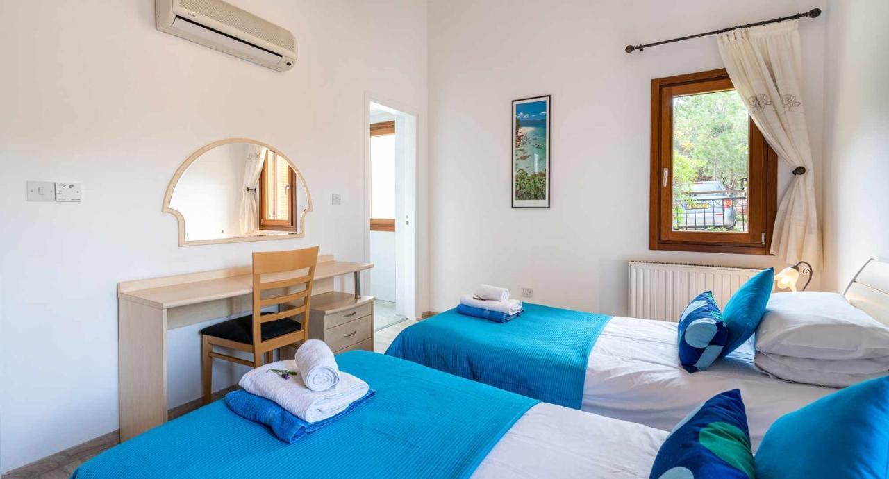 4 Bedroom Helidoni With Private Infinity Pool, Aphrodite Hills