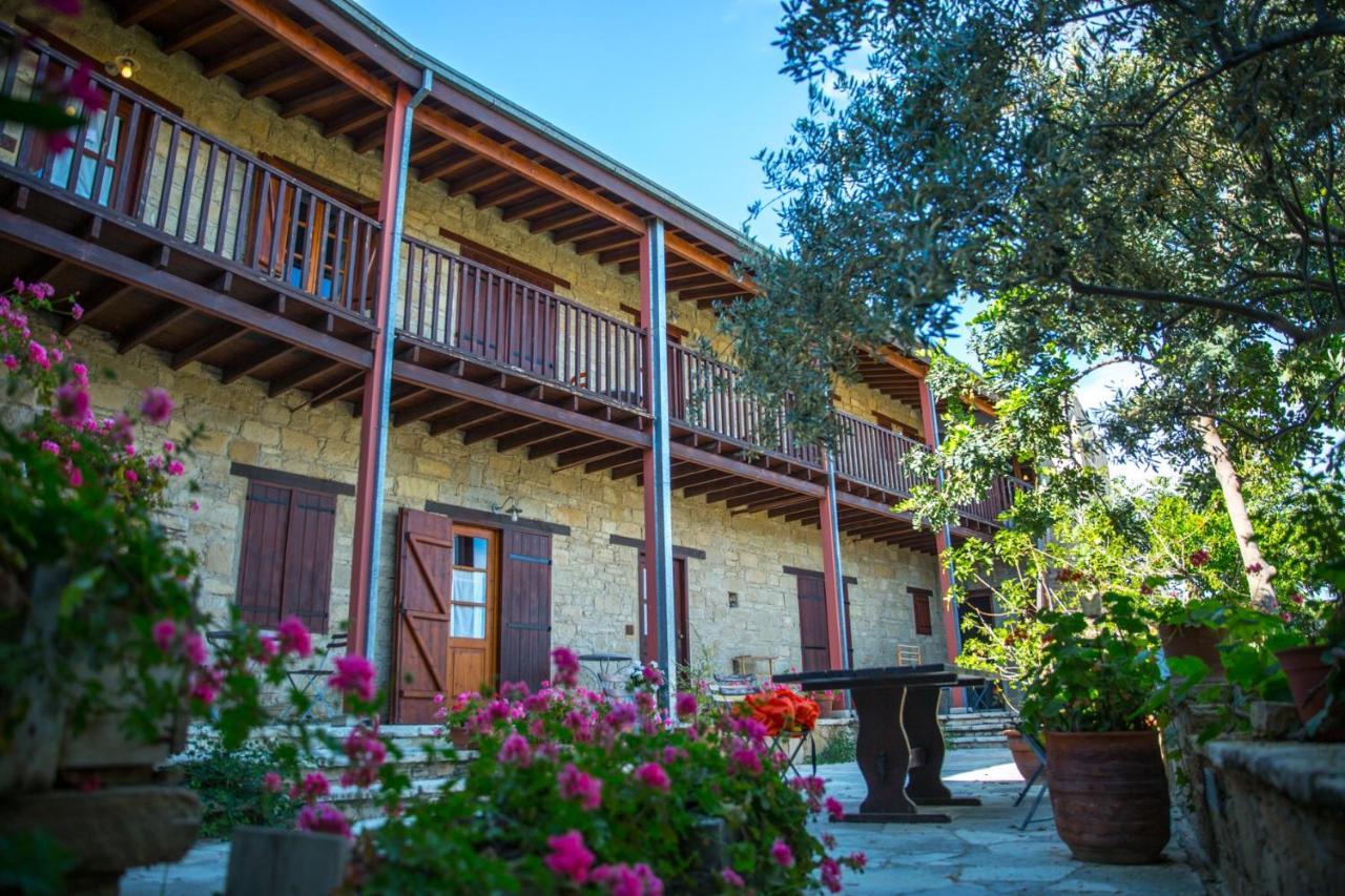 Eveleos Apartment Tochni
