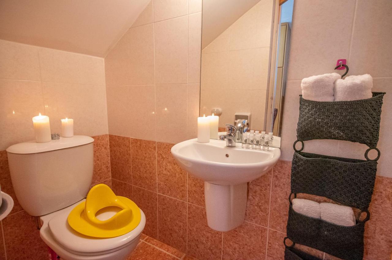 Salonica Two Bedroom Kapparis Apartment Protaras