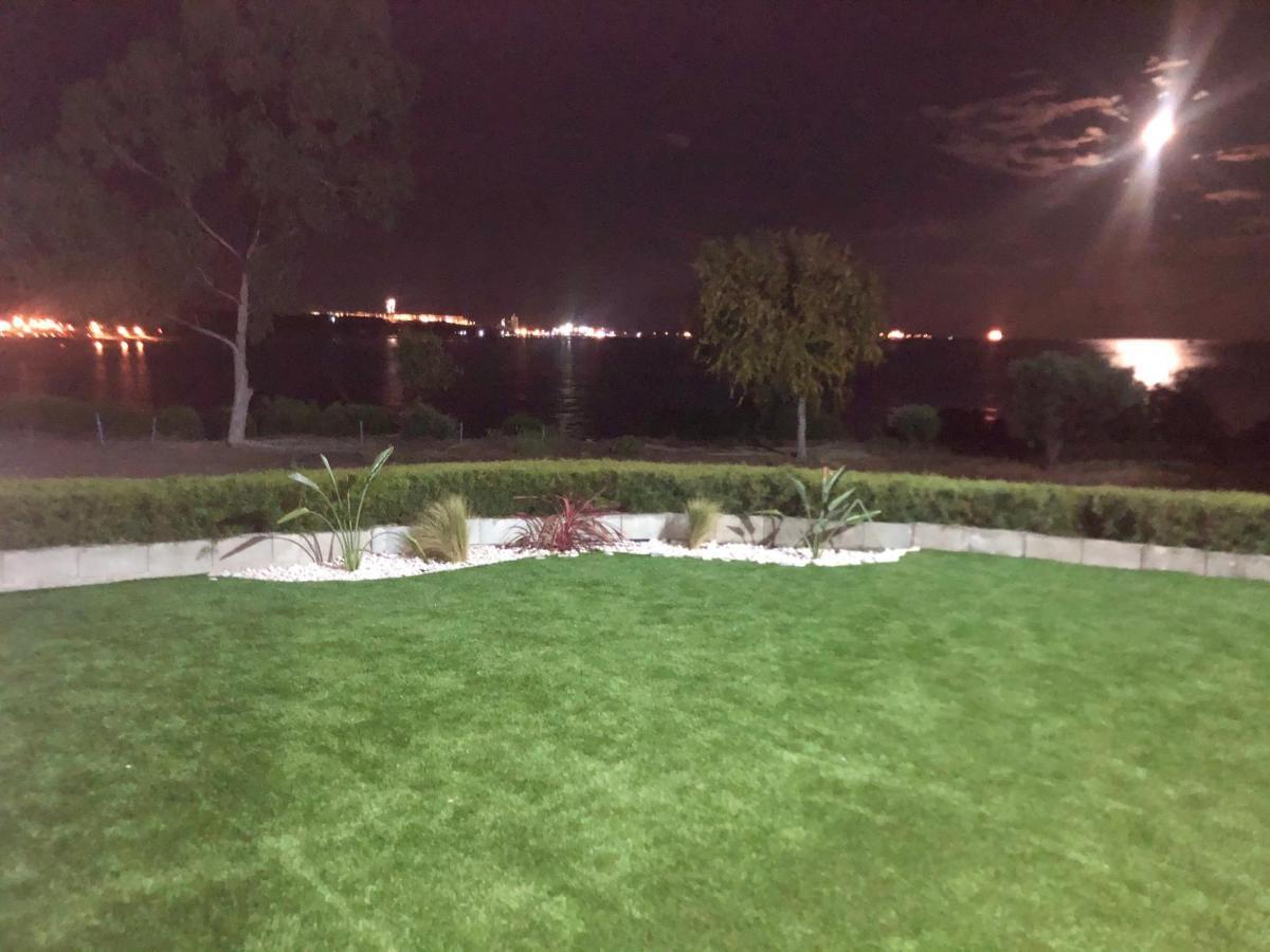 Governors Costas Apts Apartment