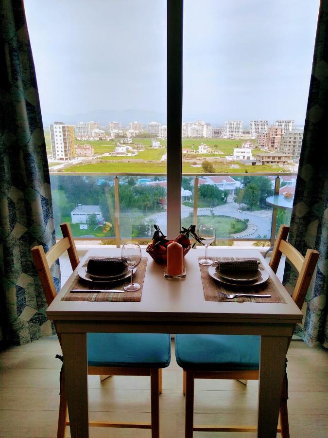 Royal Life Poseidon Apartment *