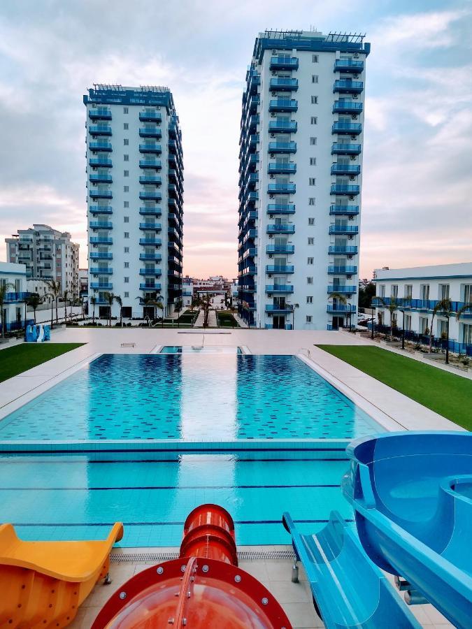 Apartment Royal Life Poseidon Trikomo