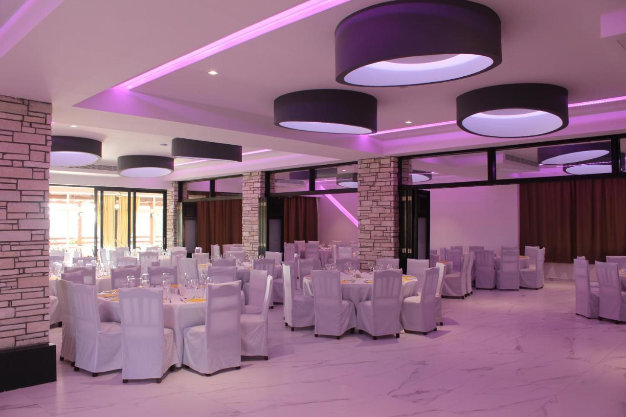 Petsas Aparthotel