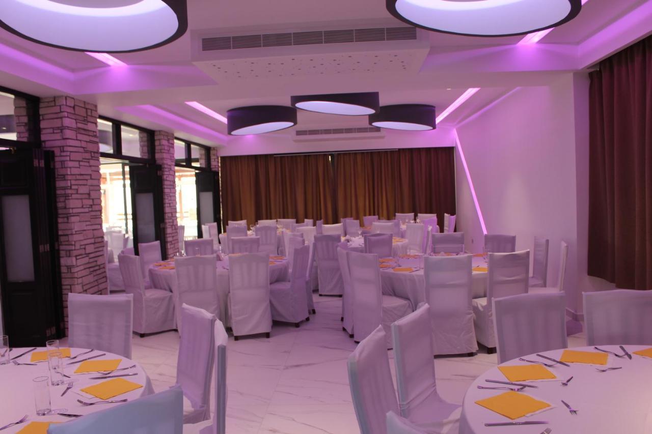 Aparthotel Petsas