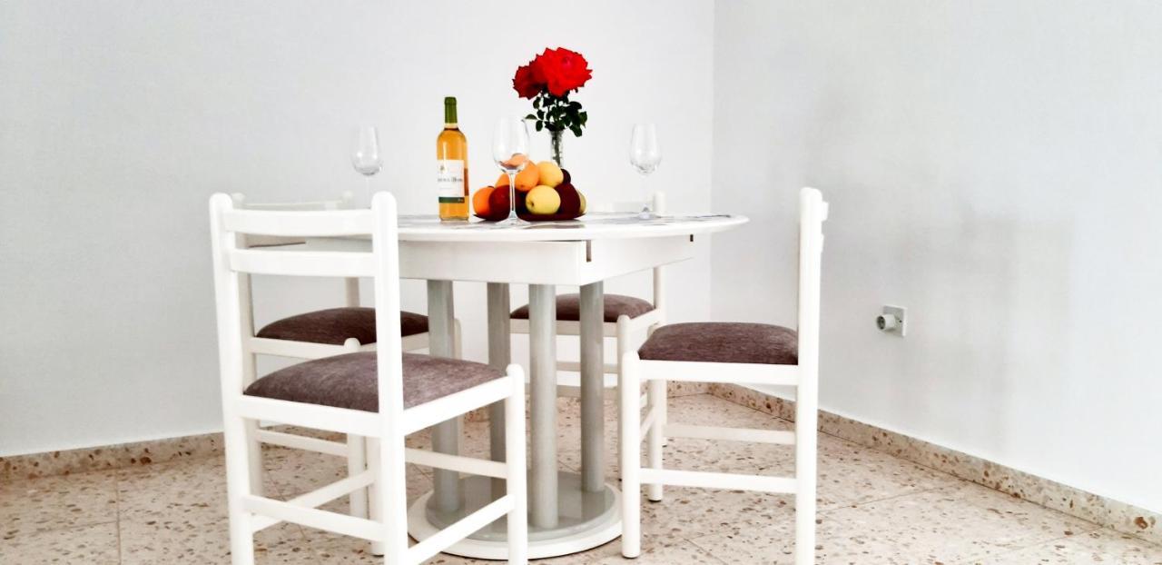 Cyprus Apartment *