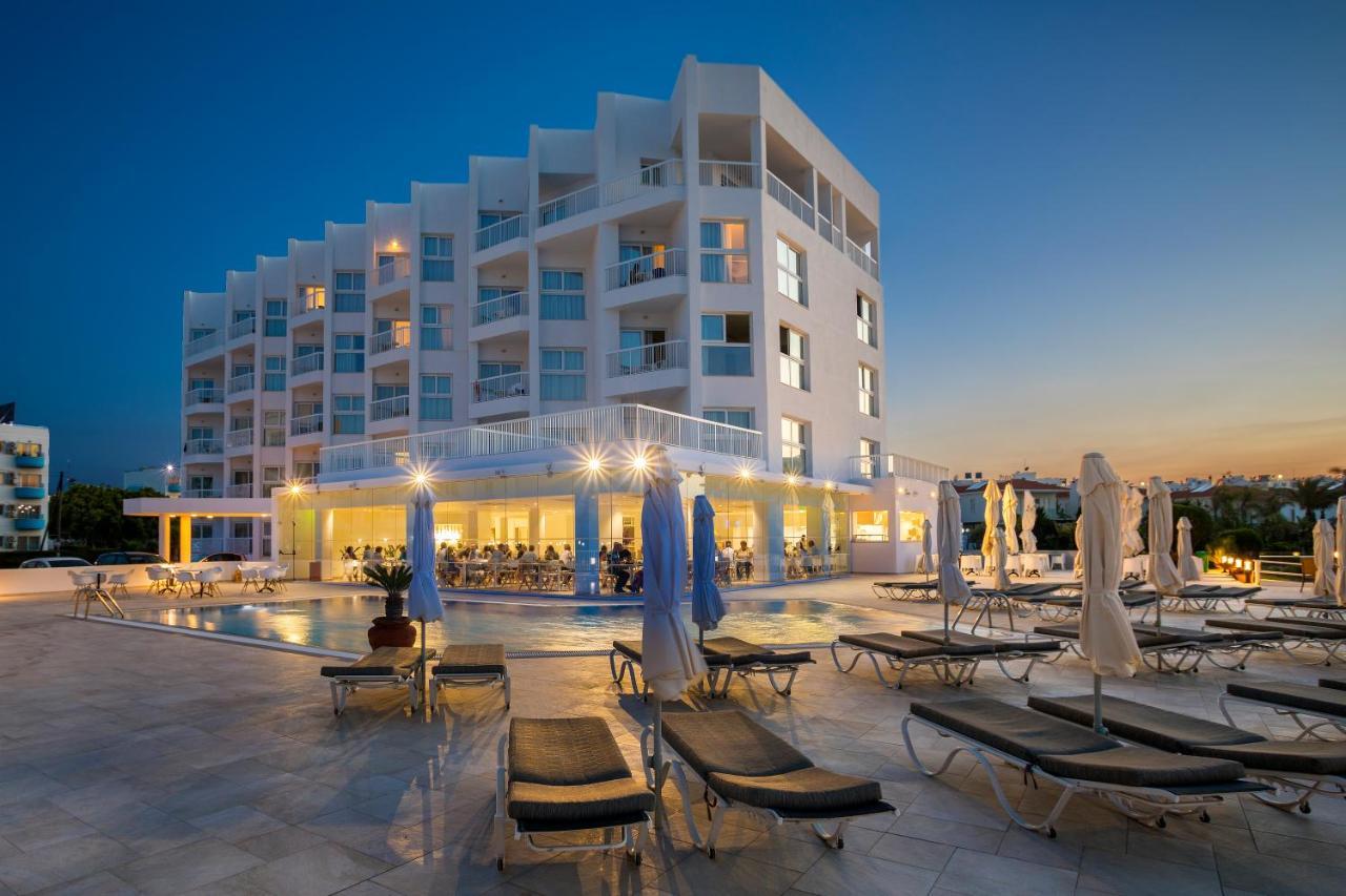Infinity Blu - Designed For Adults By Louis Protaras