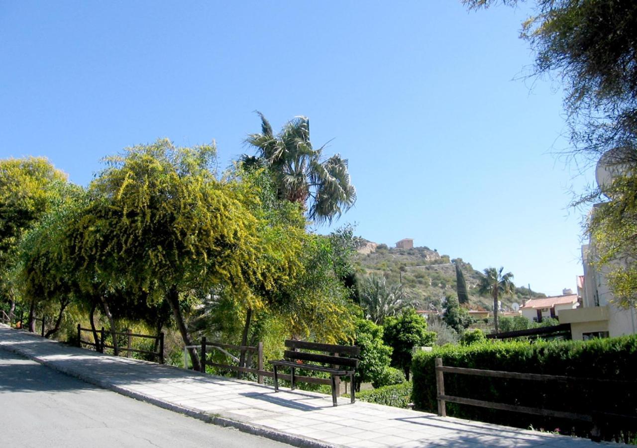 Maria Villa Pissouri