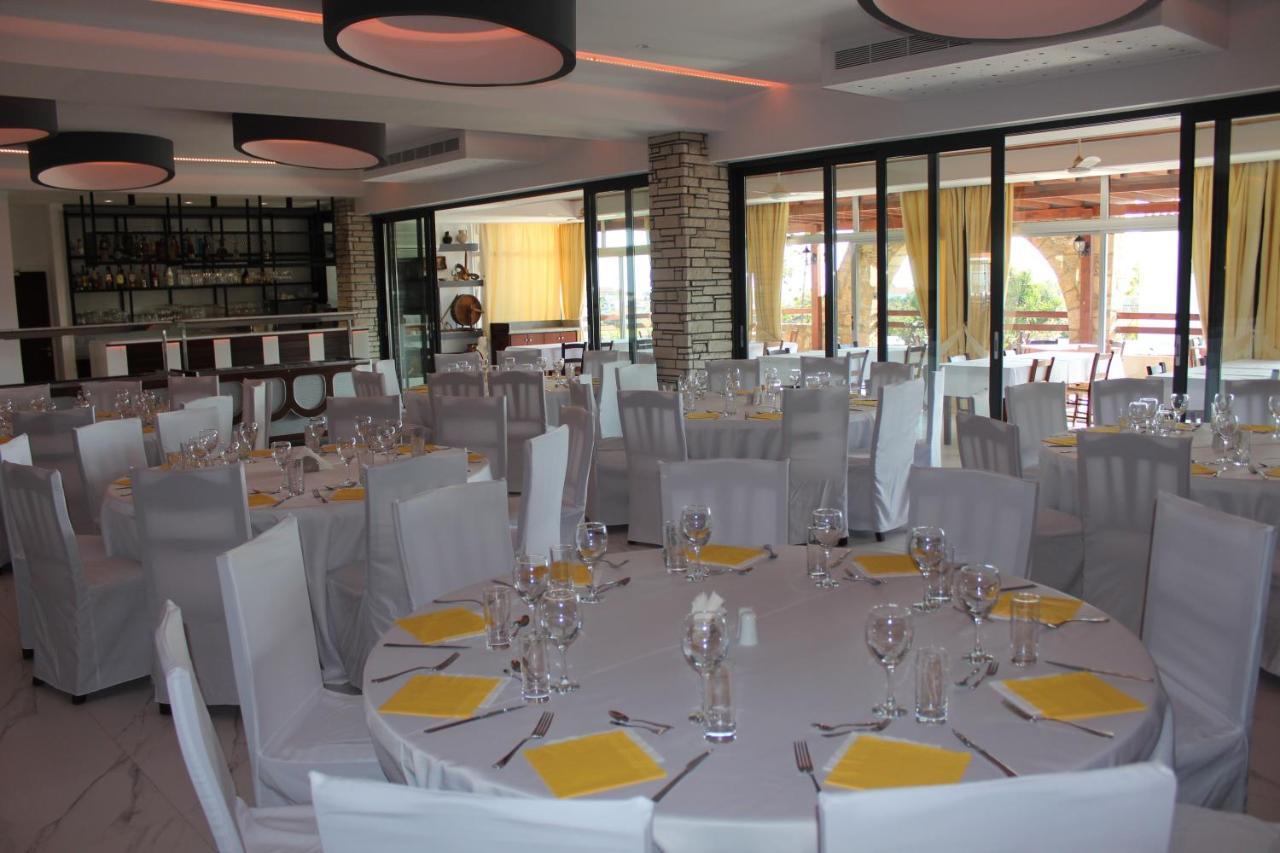 Aparthotel Petsas 3*