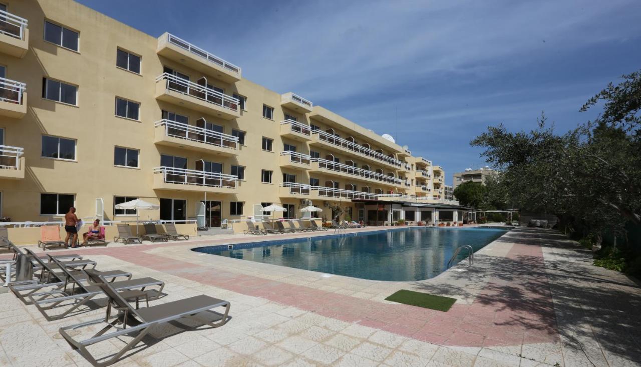 Sunquest Gardens Holiday 3* Limassol