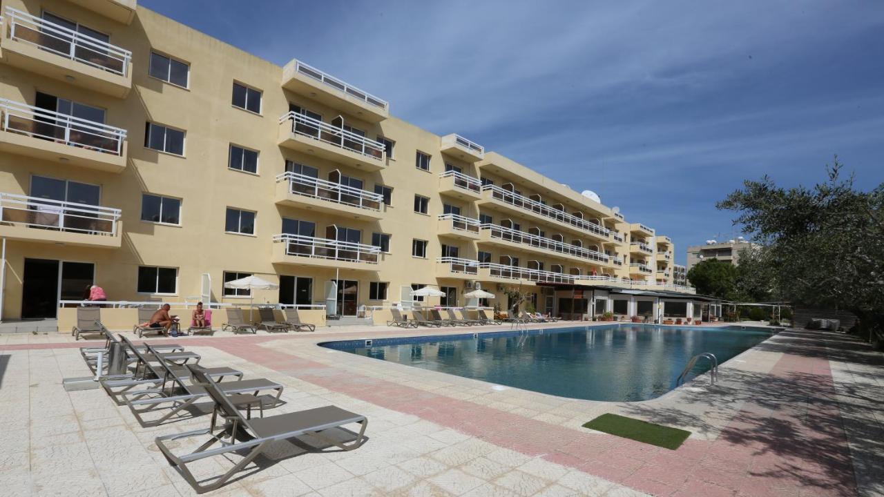 Sunquest Gardens Holiday