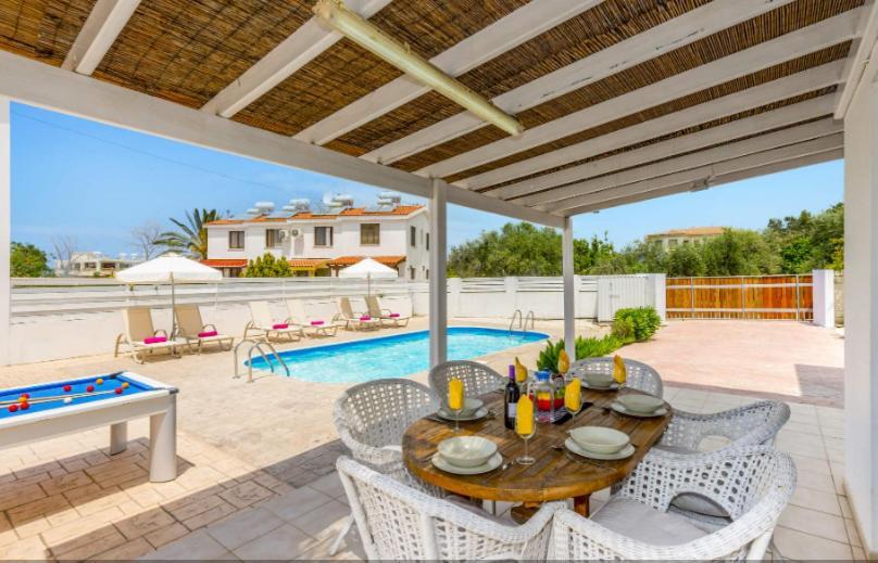 Sea Breeze Villa