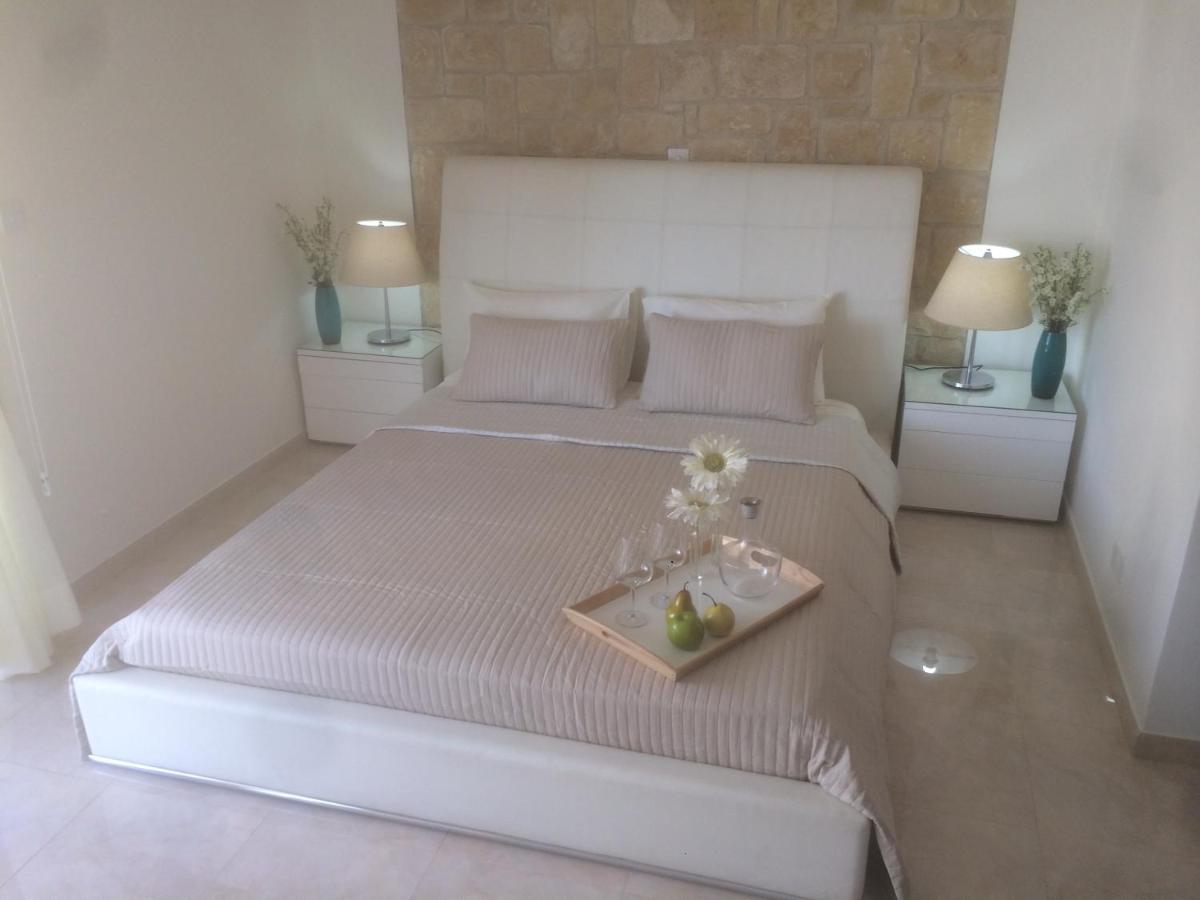 Dream House Latchi Villa