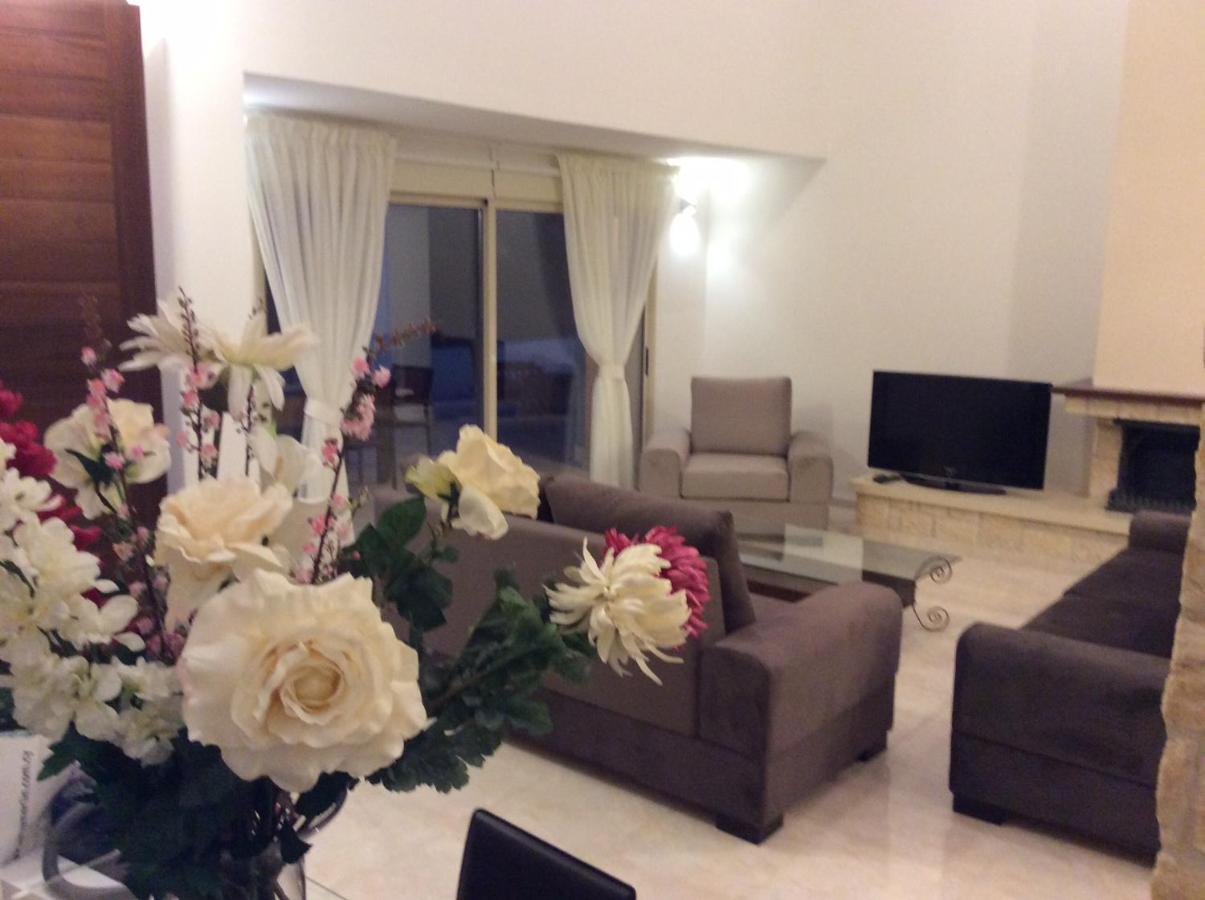 Dream House Latchi Villa Polis