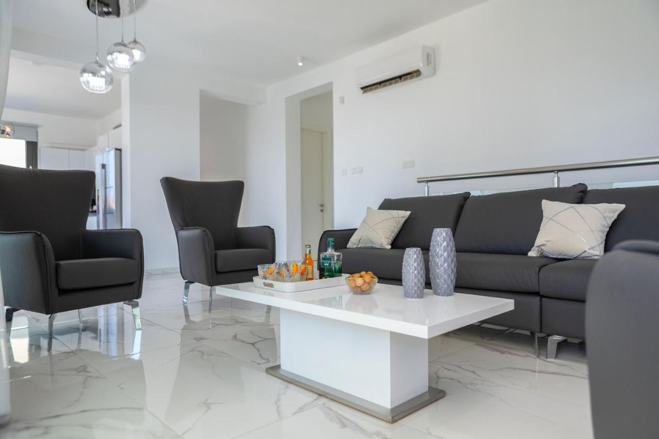 Villa Pleiades *