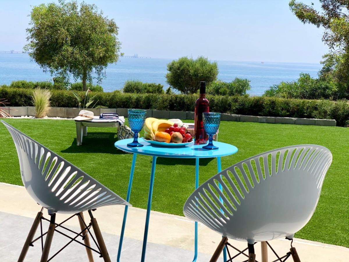 Governors Costas Apts Apartment