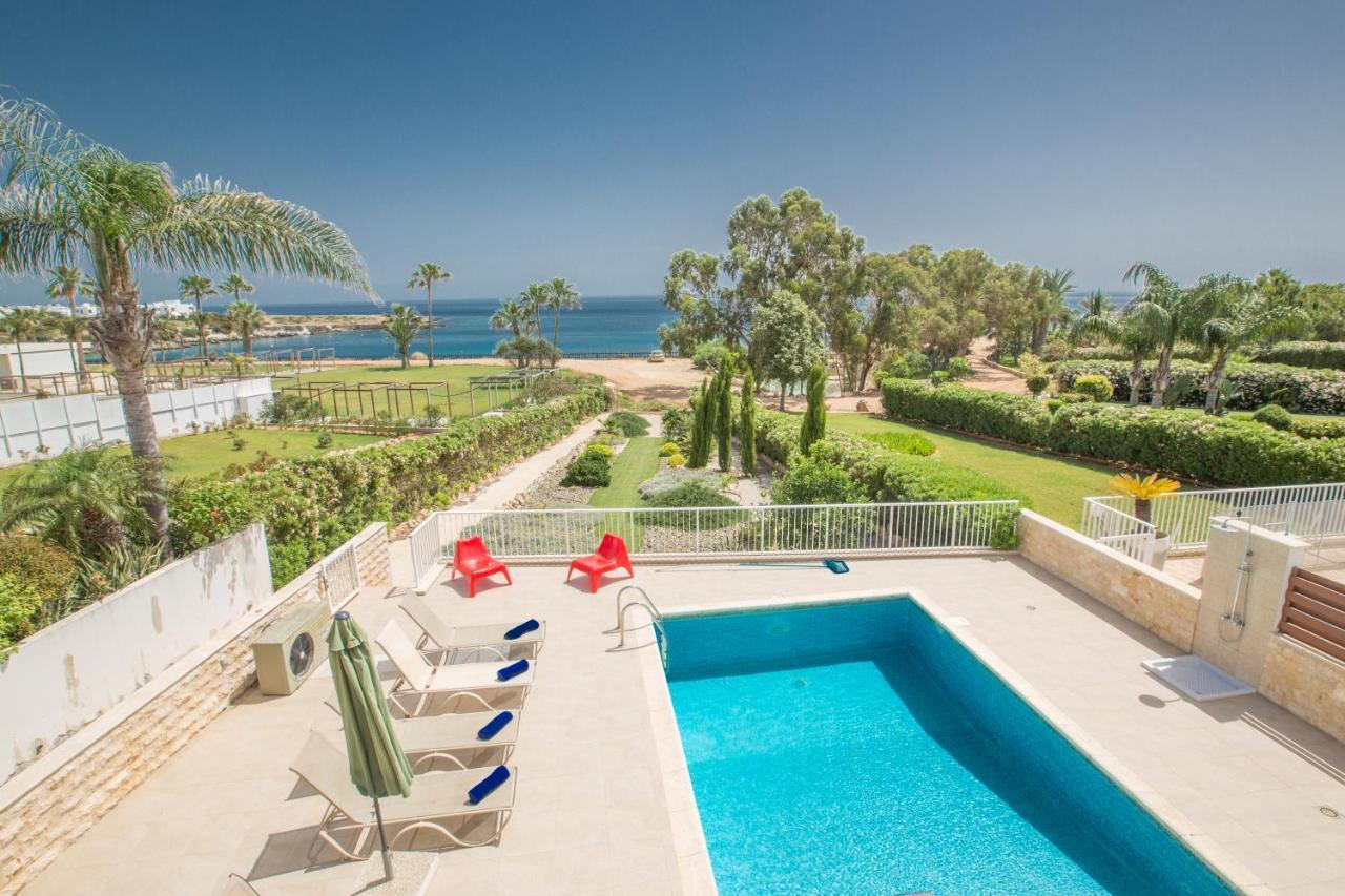Holiday home Shaye Front Line *
