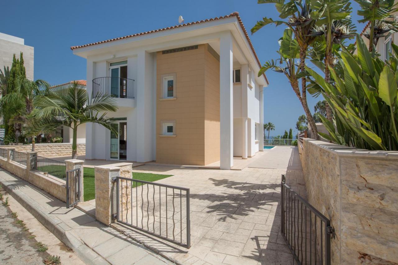 Holiday home Shaye Front Line *