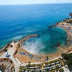 Golden Coast Beach Hotel