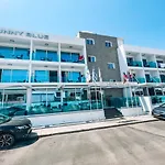Sunny Blue Hotel