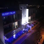 Sunny Blue Hotel