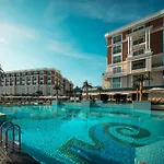 Kaya Palazzo Resort & Casino