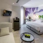 Vangelis Hotel&Suites