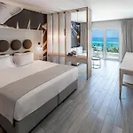 Vangelis Hotel&Suites