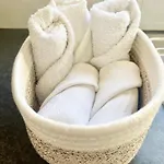 Cosy Refurbished Apt City Centre