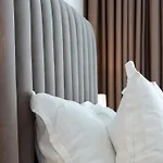 Bright And Lovely Furnished Studio Apartment