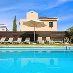 Villa Summer