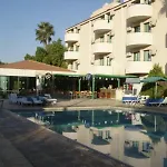 Aparthotel Mandalena