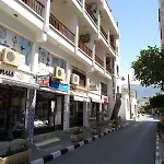 Harbour Scene Hotel