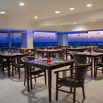 Royal Blue Hotel & Spa
