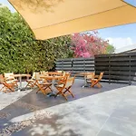 Vega Apartments