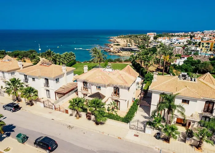 Sunnyvillas: 4Br Seafront Villa*Private Pool*Bw44