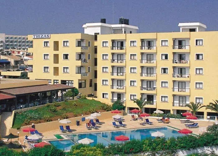 Trizas Apartments