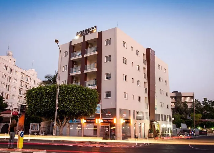 Takelena Apartments