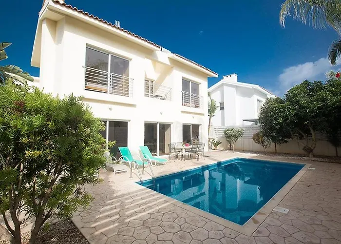 Artemis Delfini Villas