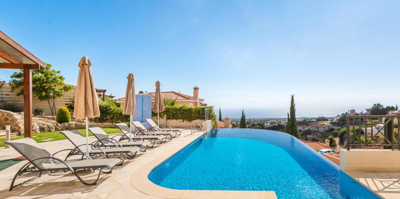 Aphrodite Gardens #8 *